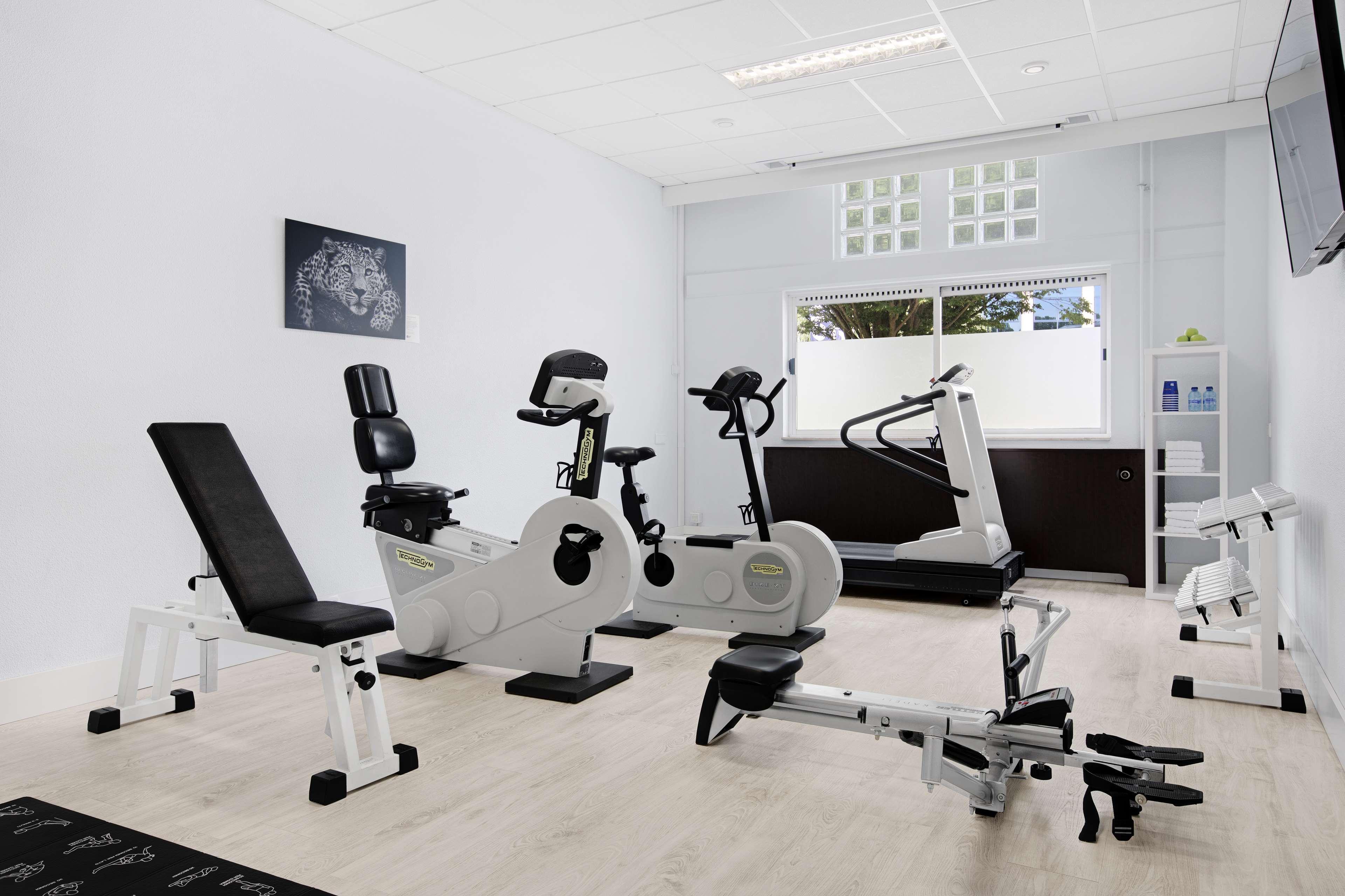 Nh Capelle Rotterdam 4*